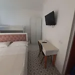 Villa-hotel Ludianna Golem (Tirana)