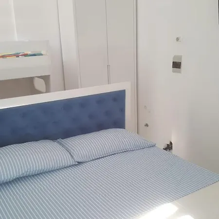 Villa-hotel Ludianna Gæstehus Golem (Tirana)
