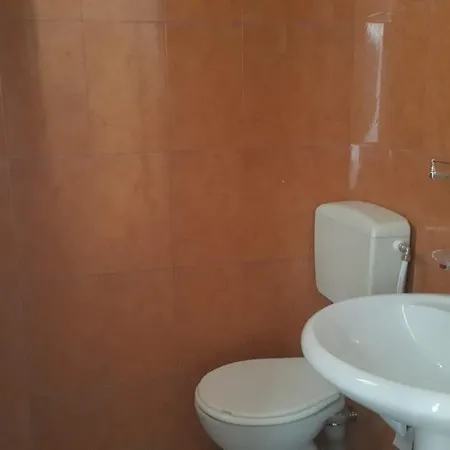 Konukevi Villa-hotel Ludianna Golem (Tirana)