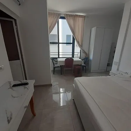 Konukevi Villa-hotel Ludianna