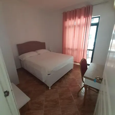 Villa-hotel Ludianna * ゴーレム
